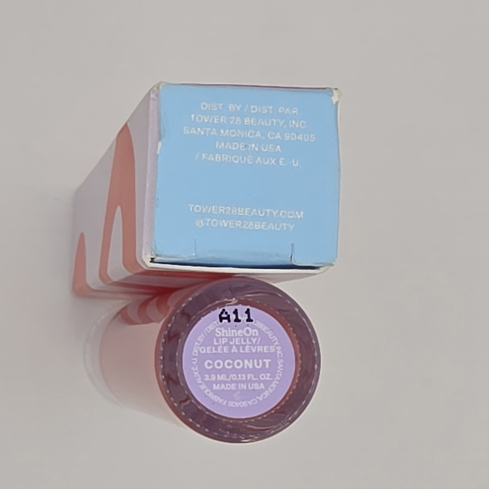 Tower 28 Milky Lip Jelly in Coconut New in Box Full Size - Picture 6 of 8